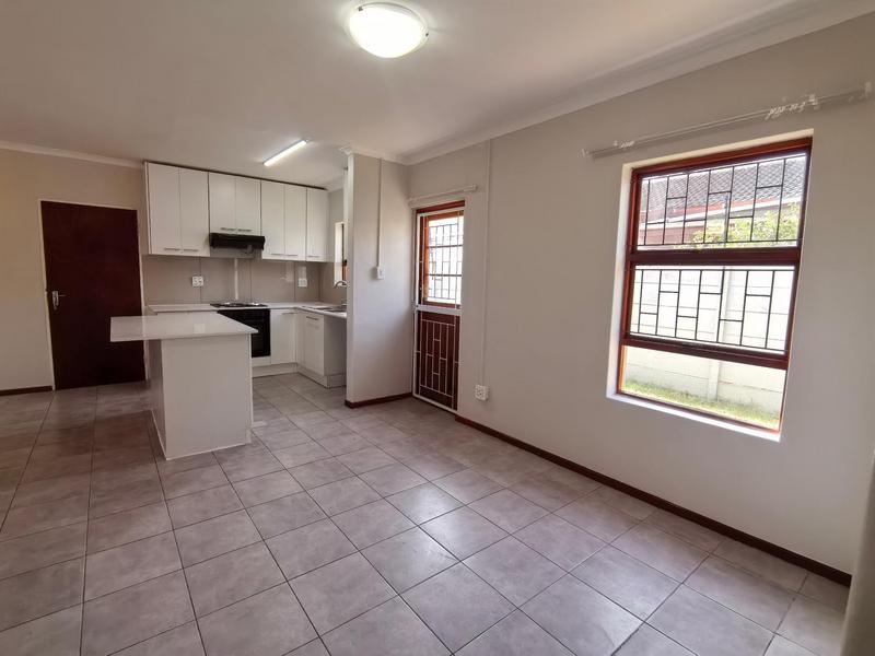 To Let 3 Bedroom Property for Rent in Strand Western Cape